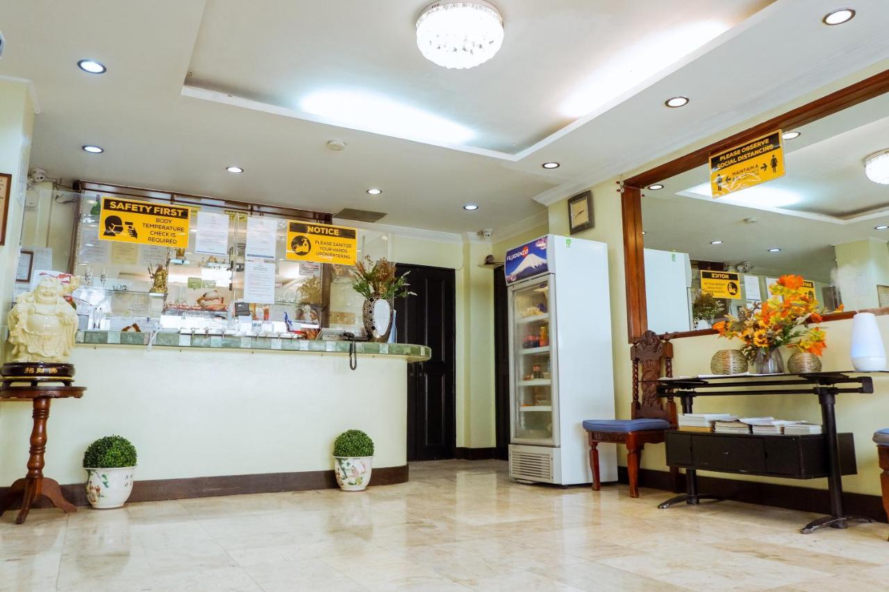 Hotel Juliano Маніла Екстер'єр фото