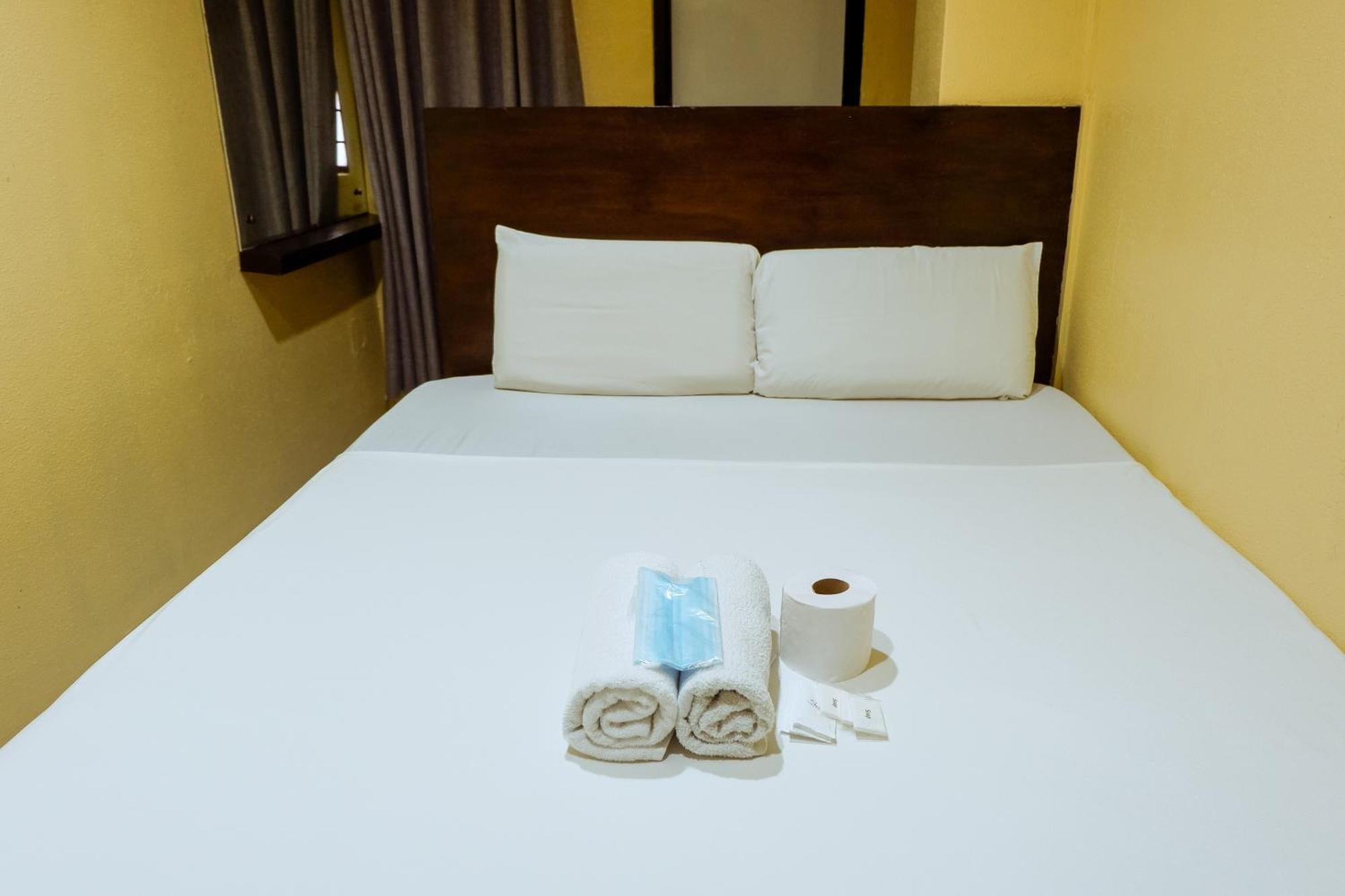 Hotel Juliano Маніла Екстер'єр фото
